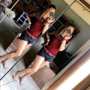 Meet your Posher, Julia